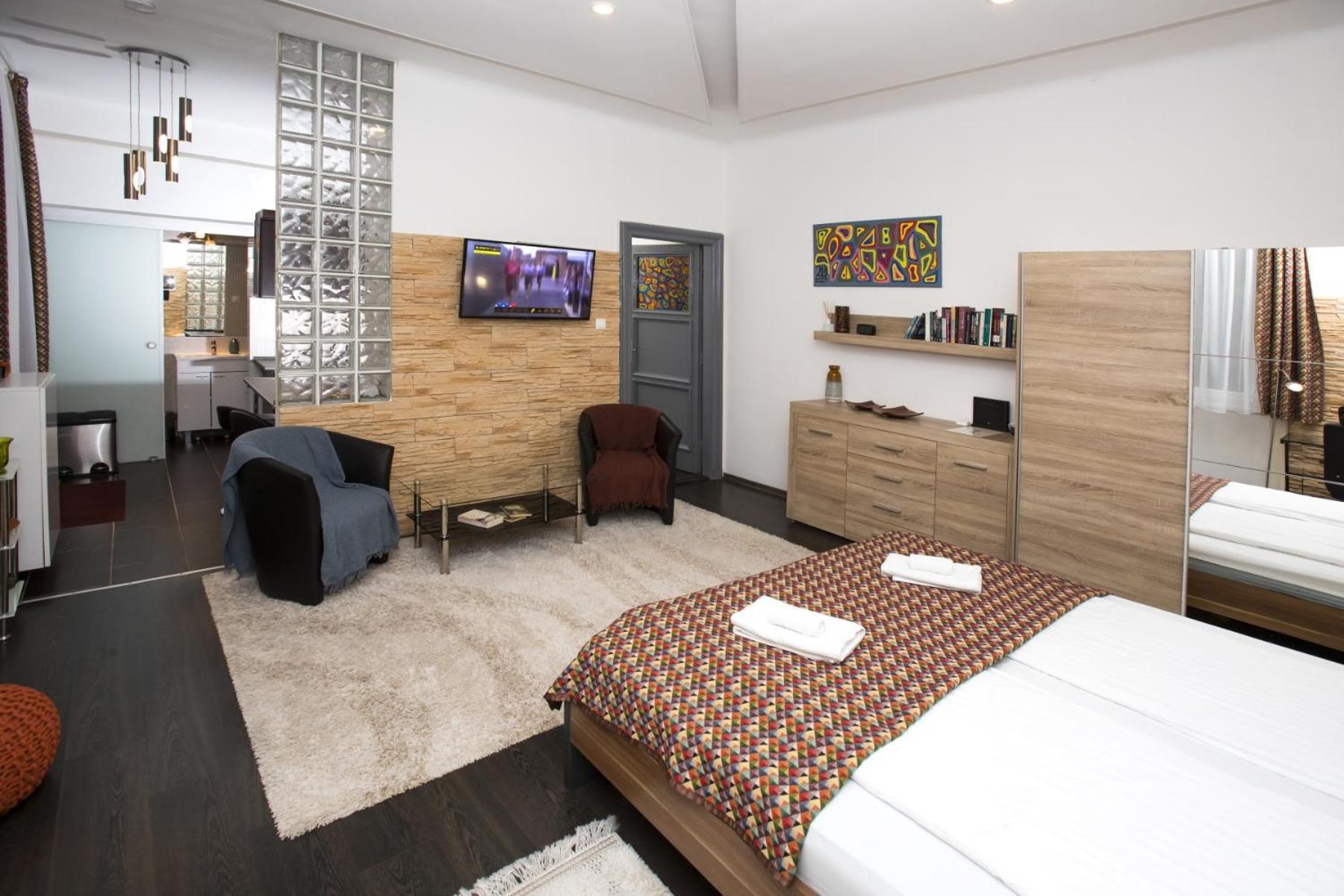 H20 Colors Apartment